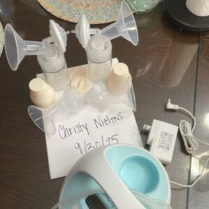 Spectra Electric Breast Pump in Blue